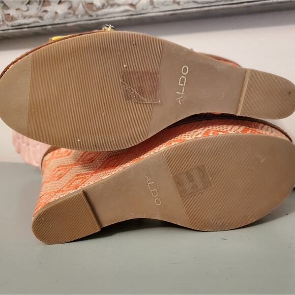 ALDO woman's colorful platform wedge sandal size 8.5 US/ 39 EUR - Picture 5 of 6